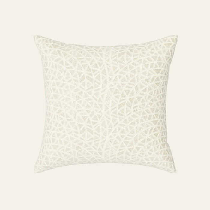 Photo of the Ornament | Pillow ensemble.