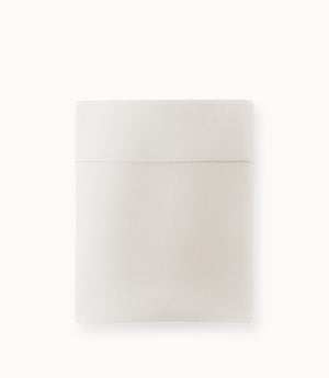 Photo of the Soprano | Flat Sheet ensemble.