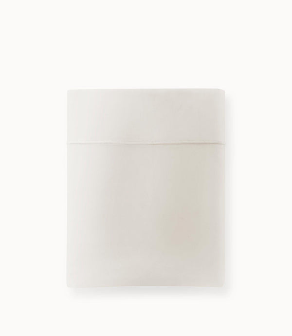 Photo of the Soprano | Flat Sheet ensemble.