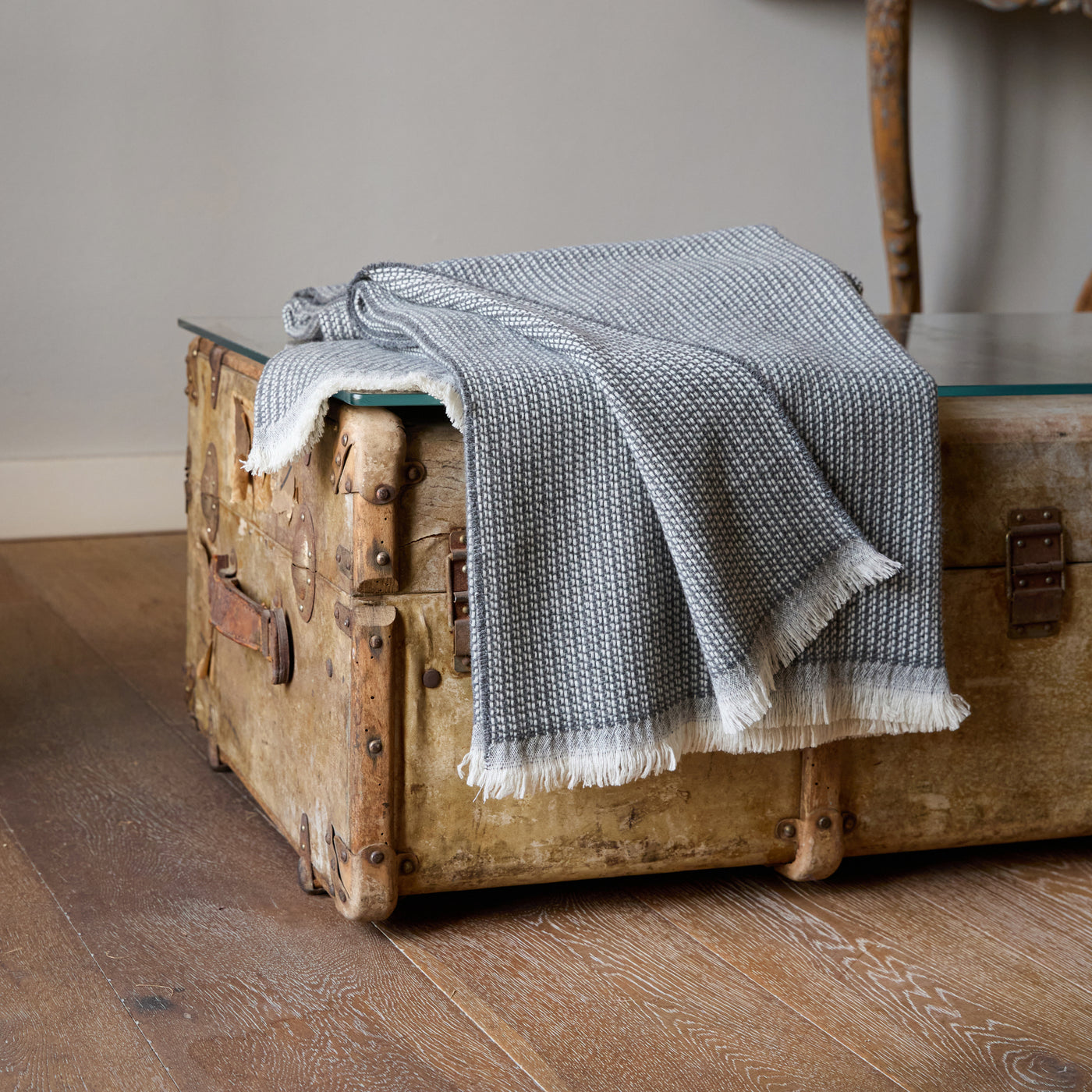 Poggio | Throw