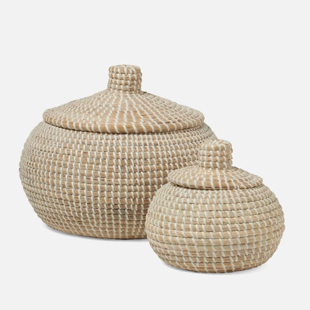Two natural woven seagrass Roslyn baskets with lids, shown in large and small sizes.