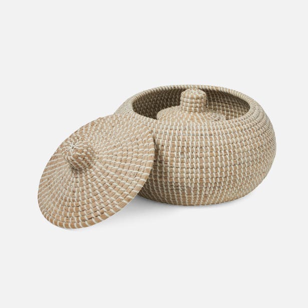 Round Roslyn woven seagrass basket with lid off, natural and white two-tone weave.