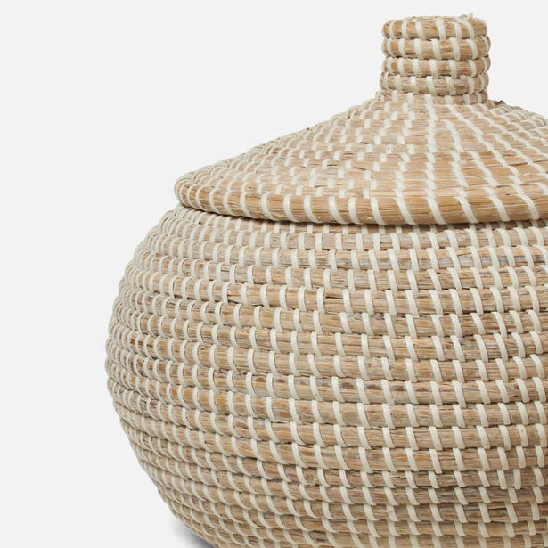 Close-up of Pigeon & Poodle Roslyn basket's woven seagrass texture and fitted lid detail.