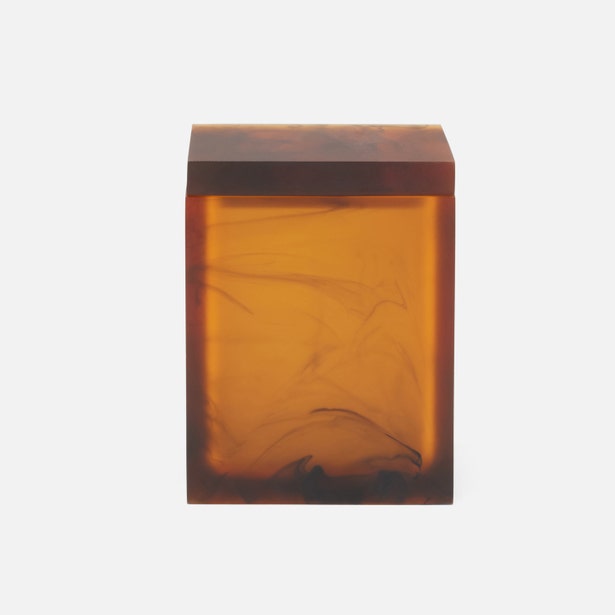 Pigeon & Poodle Tavira bath canister in amber resin with tortoiseshell marbling.