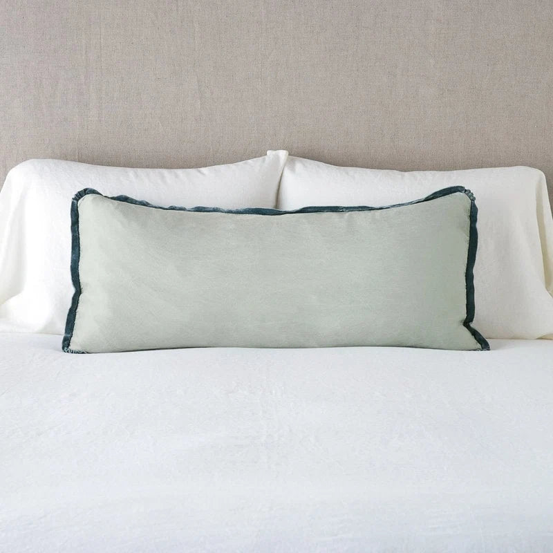 Paloma | Throw Pillow