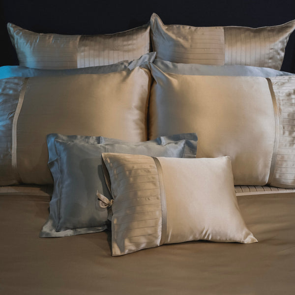 Photo of the French Pleat Silk Shams ensemble.