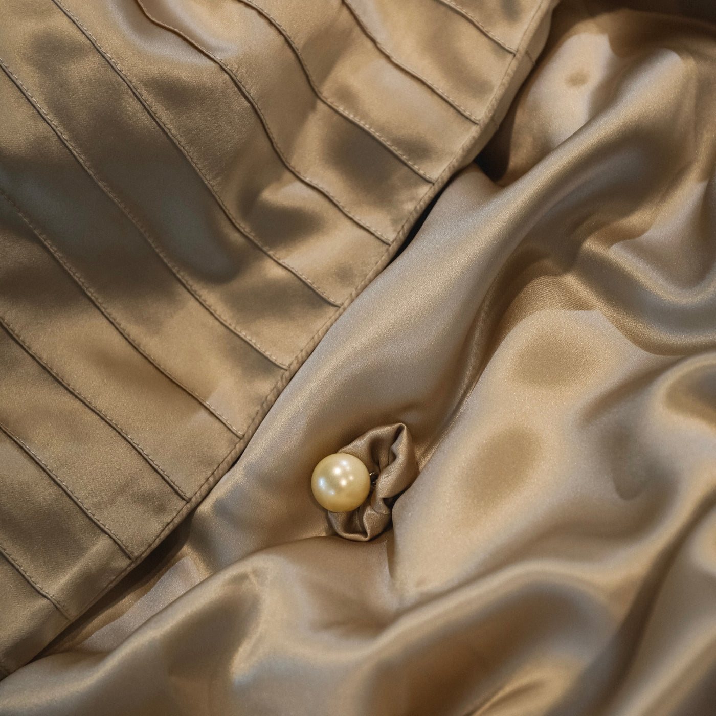 French Pleat Silk-filled Throws