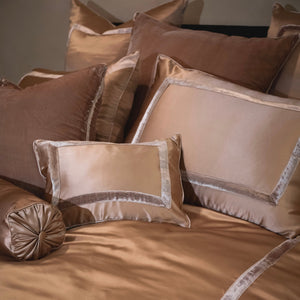 Photo of the Silk Velvet Pillow Shams ensemble.