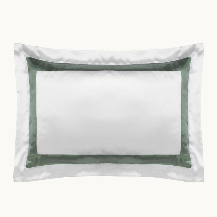Photo of the Ebury Oxford Silk Pillowcase ensemble.