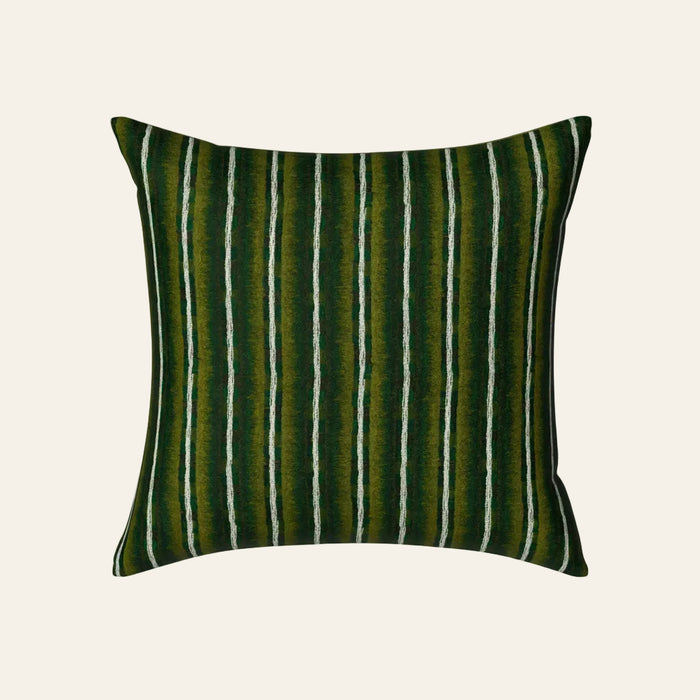 Photo of the Pluma | Pillow ensemble.