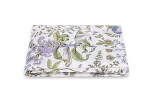 Photo of the Pomegranate Schumacher Collection | Fitted Sheet ensemble.