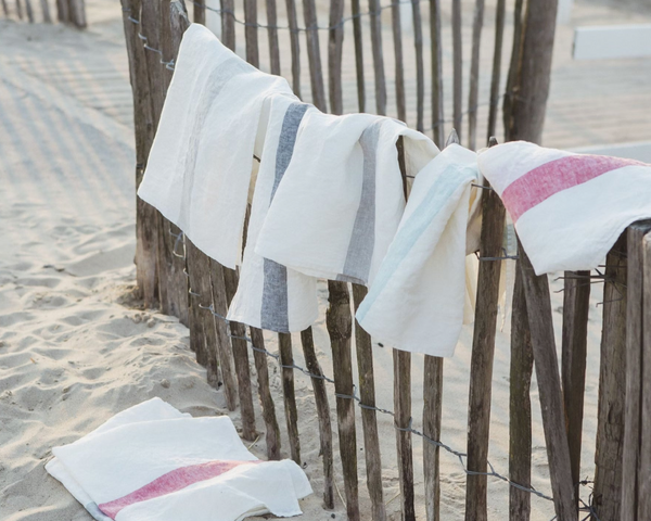 Photo of the The Porticcio Tea Towel Set ensemble.