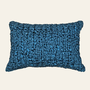 Photo of the Ribbon | Knit Pillow ensemble.