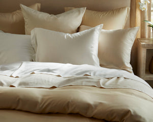 Photo of the Legna Classic | Bundled Sheet Set ensemble.