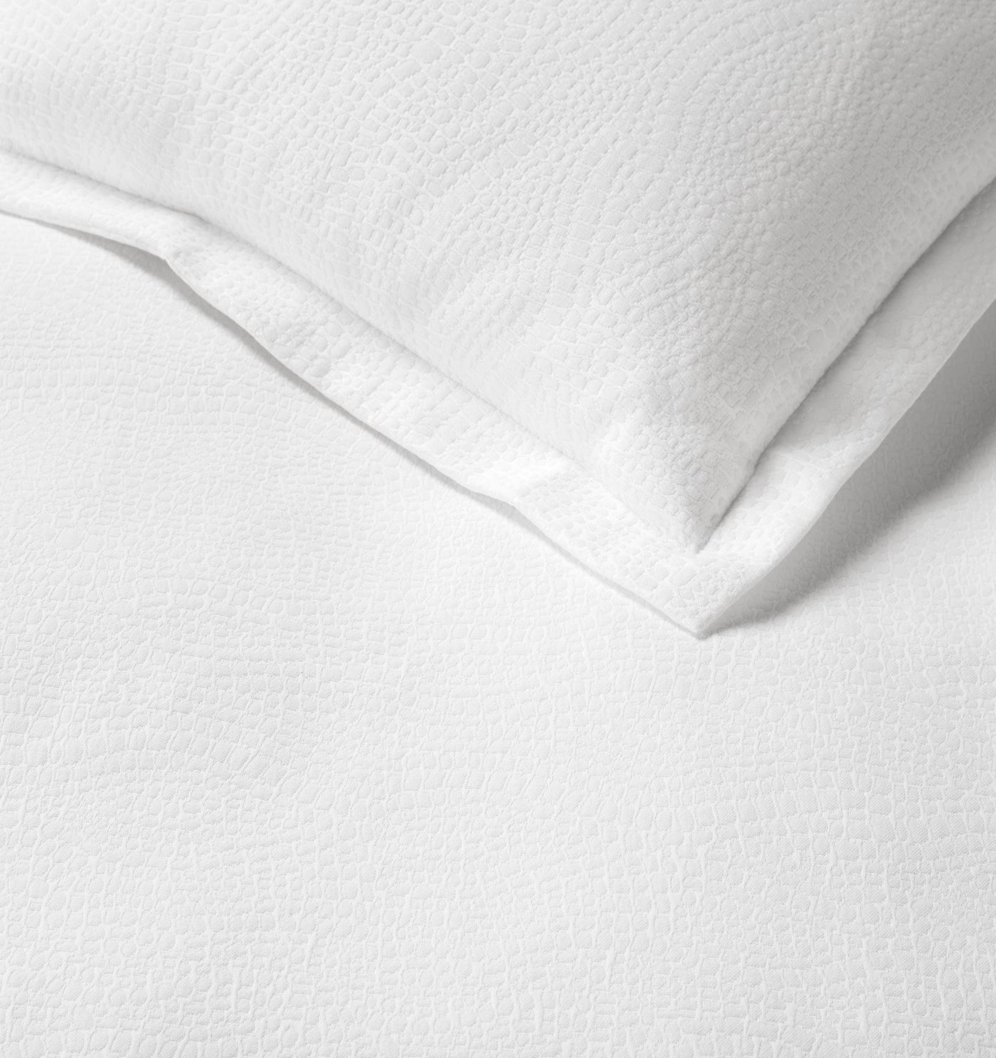 Cobblestones | Coverlet White