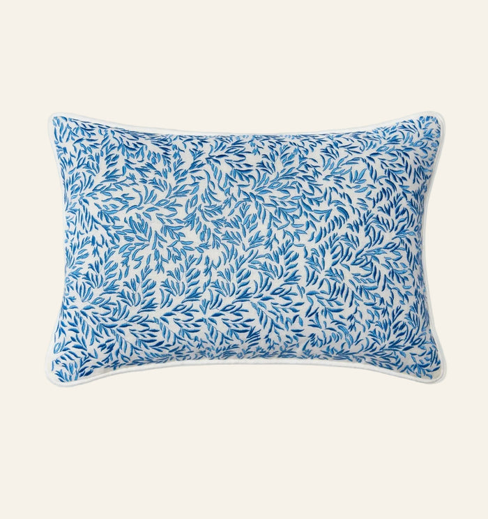Photo of the Pondicherry | Decorative Pillow ensemble.