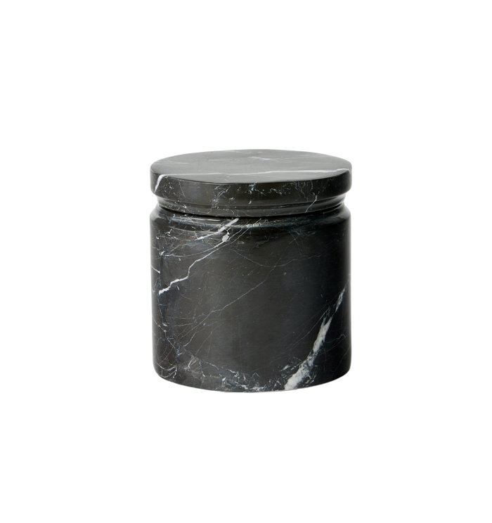 Photo of the Marquina | Storage Jar ensemble.