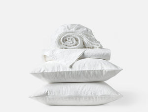 Photo of the Heirloom Sateen Jacquard | Sheet Set ensemble.