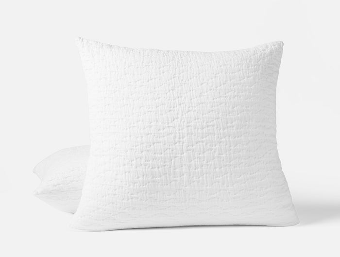 Photo of the Pescadero Matelasse | Pillow Sham ensemble.