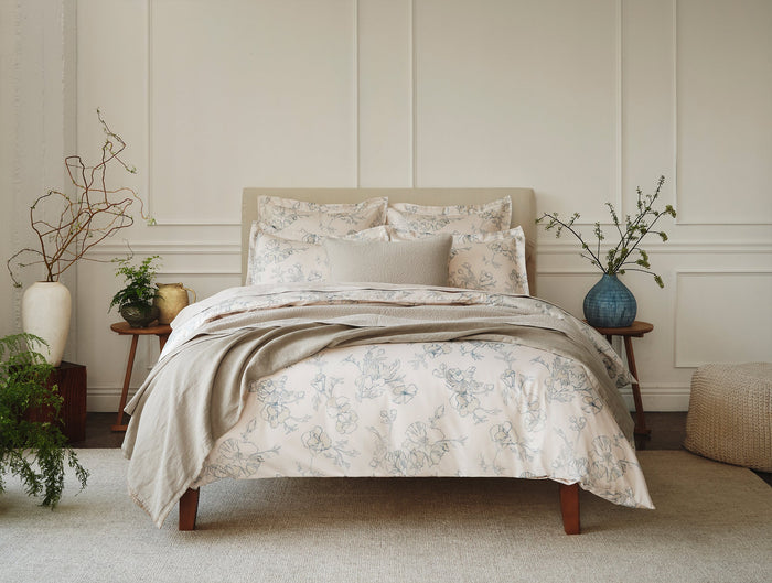 Photo of the Romneya Print | Duvet Cover ensemble.