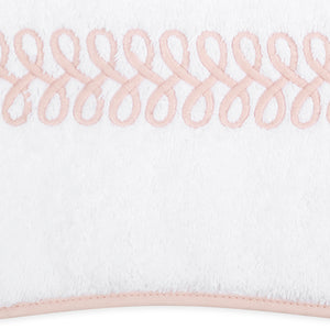 Photo of the Astor Braid | Wash Cloth ensemble.