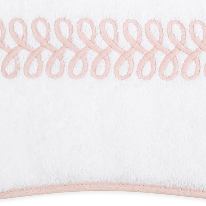 Photo of the Astor Braid | Wash Cloth ensemble.