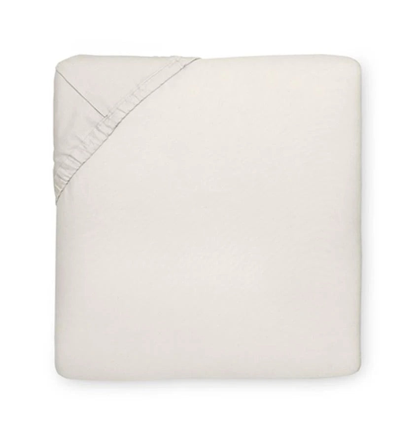 Image of Sferra Giza Percale fitted sheet in color Ivory.