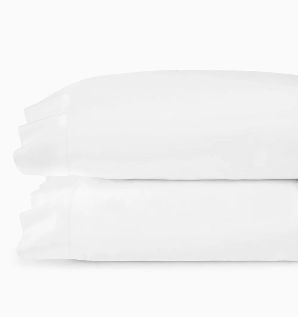 Image of Sferra Giza Percale pillowcase in color White.