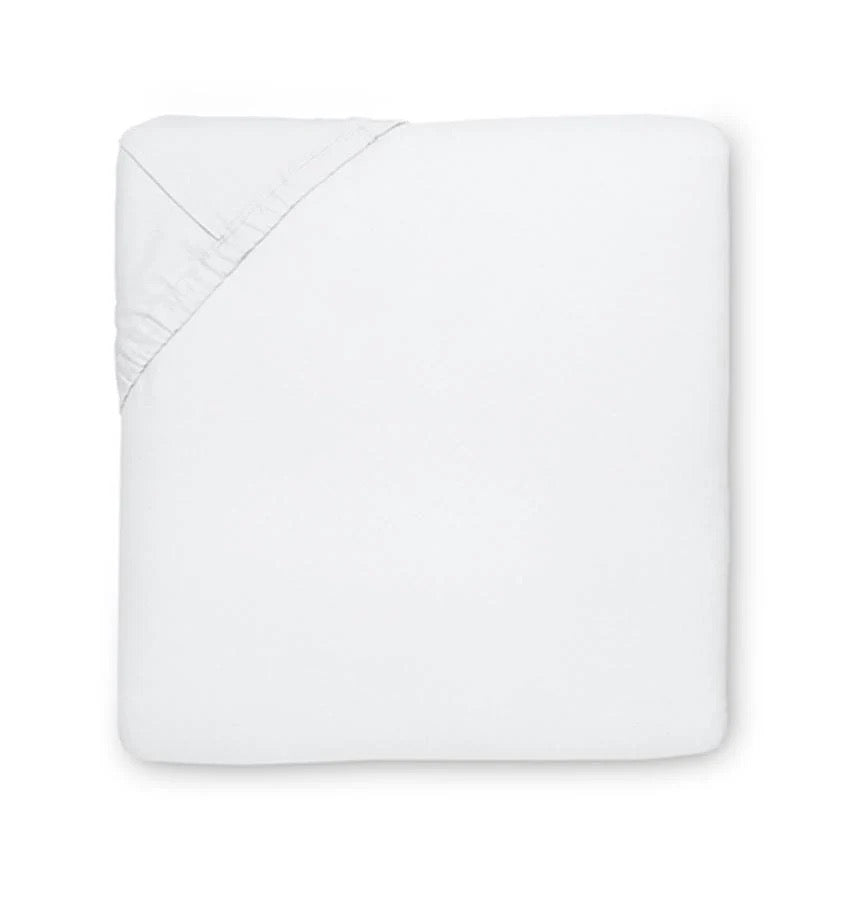 Image of Sferra Milos fitted sheet in color White.