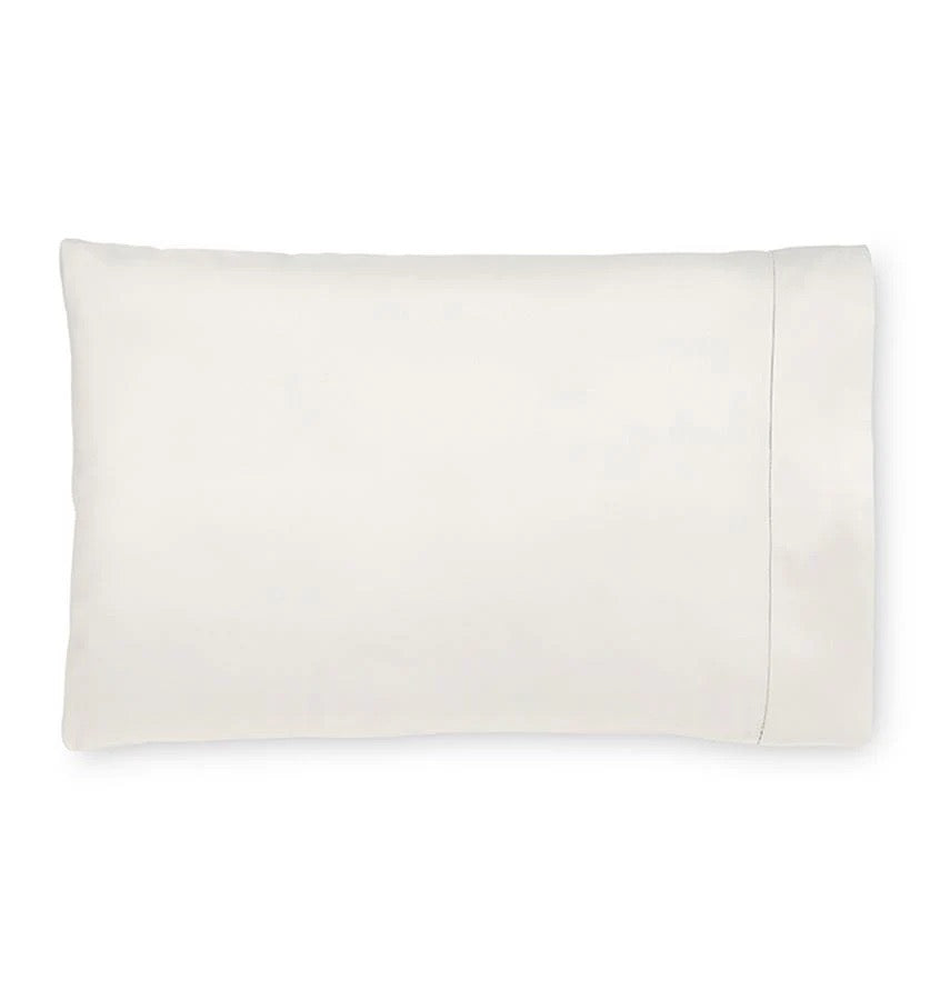 Image of Sferra Milos pillowcase in color Ivory.