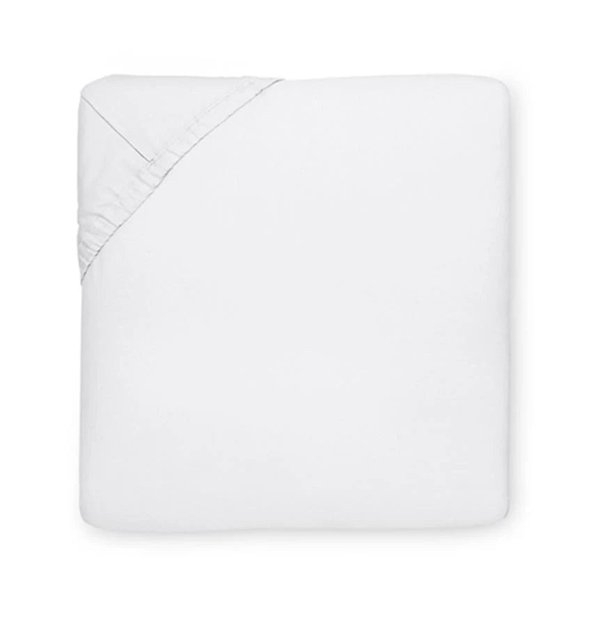 Image of Sferra Sereno fitted sheet in color White.