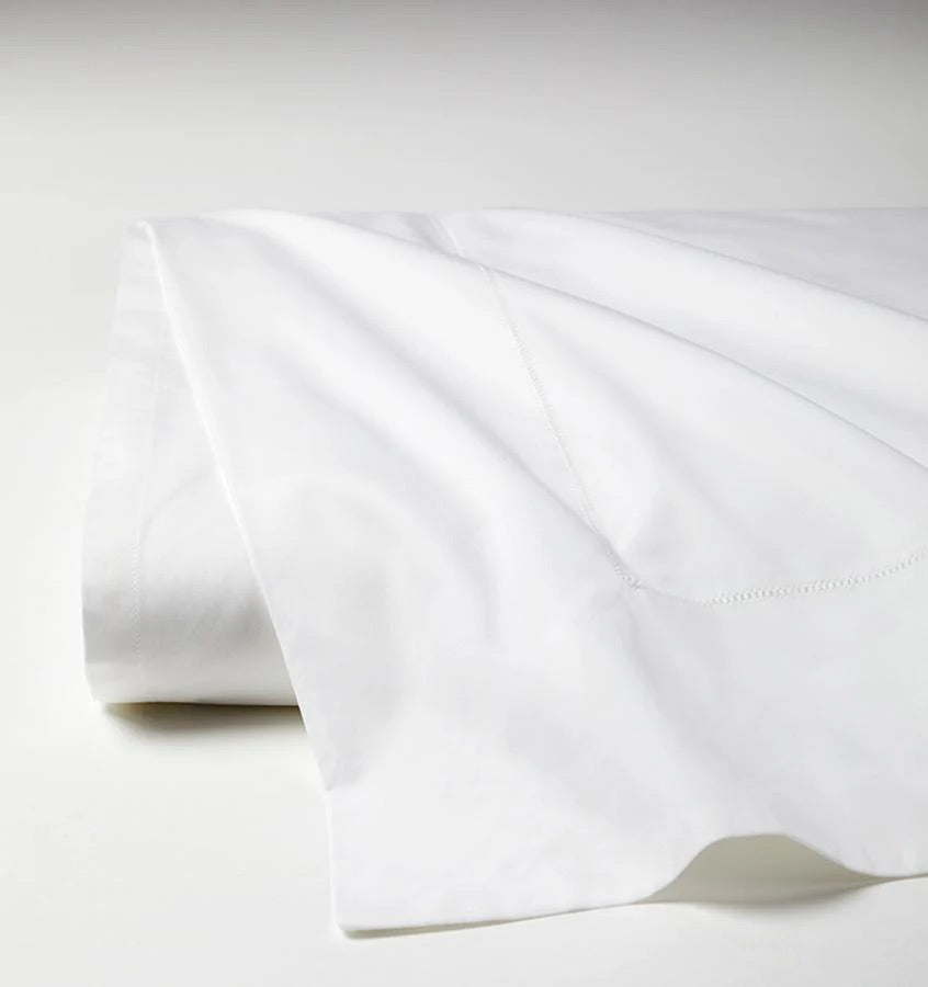 Image of Sferra Sereno flat sheet in color White.