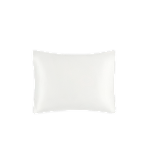 Photo of the Bryant Silk Pillowcase ensemble.