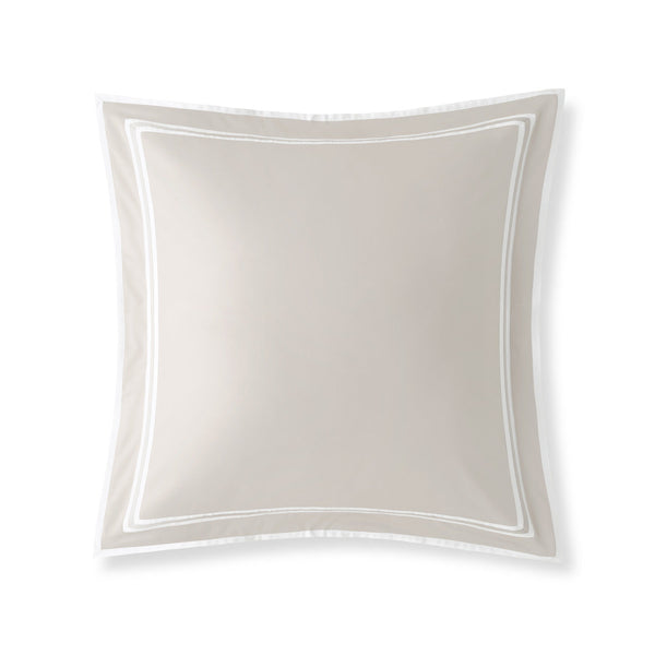 Photo of the Sonata Euro Sham ensemble.