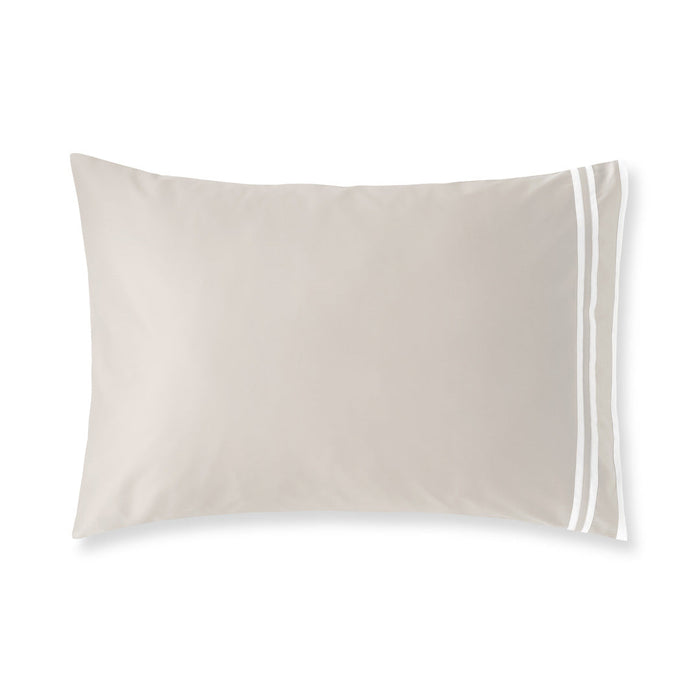 Photo of the Sonata Pillowcase Pair ensemble.