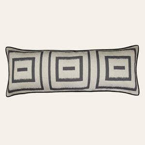 Photo of the Unmazed | Pillow ensemble.