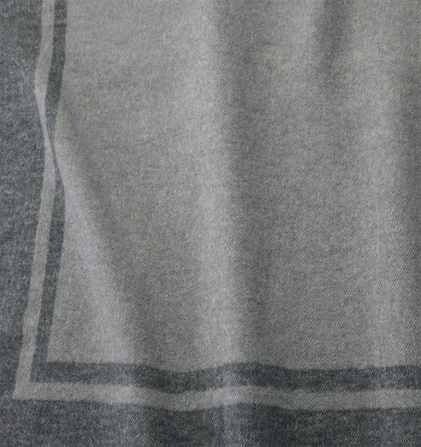 Sferra Viletta | Throw Charcoal/Lunar