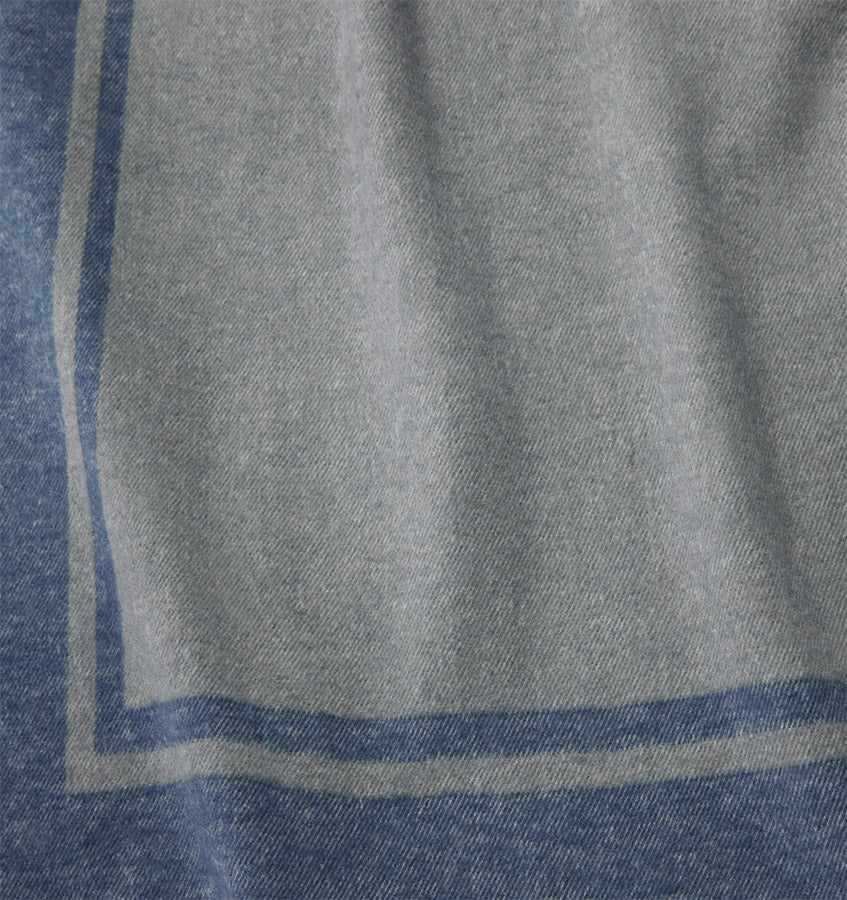 Sferra Viletta | Throw Navy/Lunar