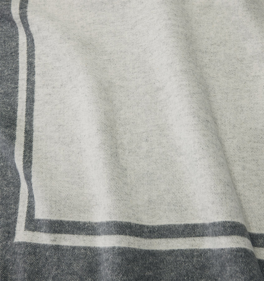 Sferra Viletta | Throw Oat/Charcoal