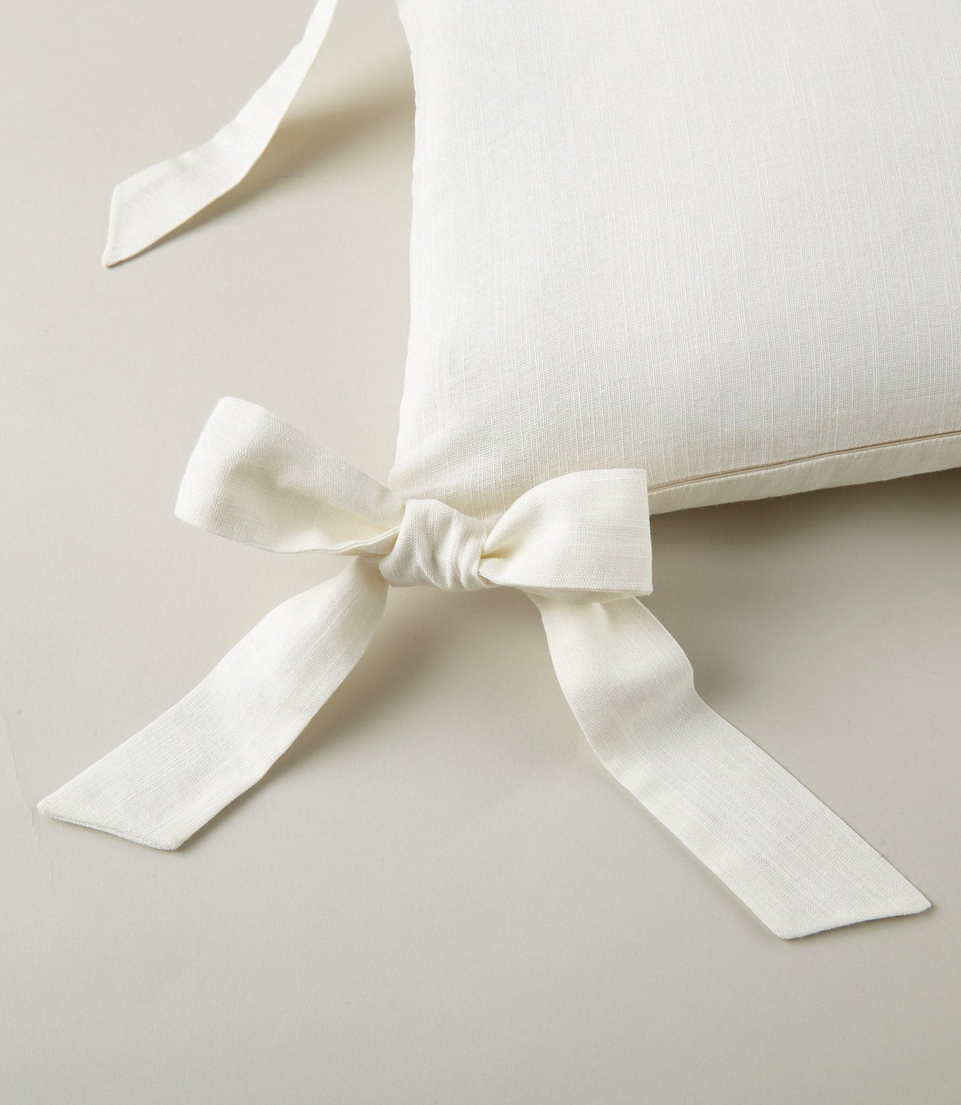 Caitlin Bow | Lumbar Pillow