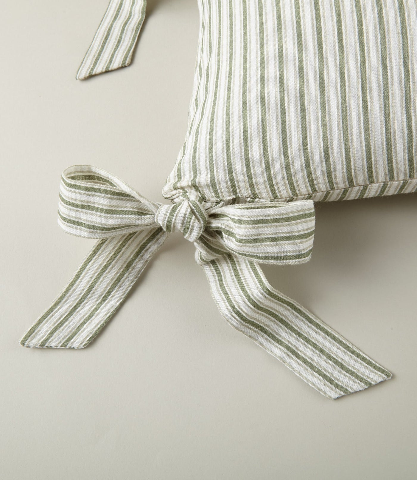 Caitlin Bow | Lumbar Pillow