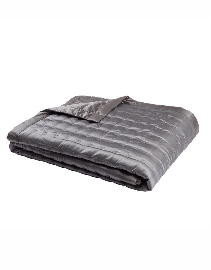 Photo of the Windsor Silk | Coverlet ensemble.