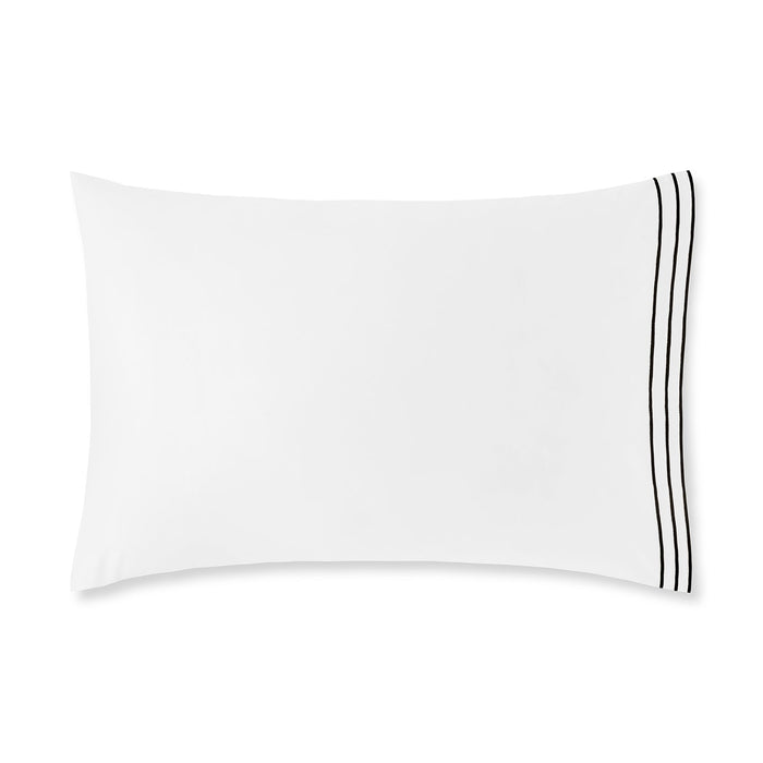 Photo of the Alba Pillowcase Set ensemble.