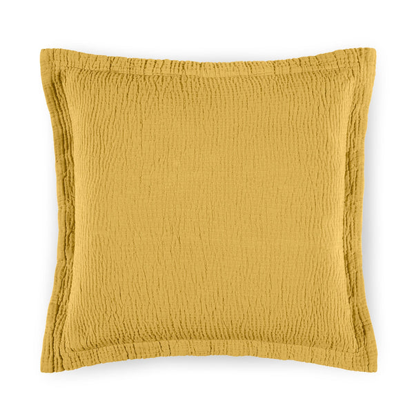 Photo of the Areia Decorative Pillow ensemble.
