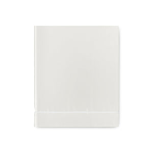 Photo of the Maria Flat Sheet ensemble.
