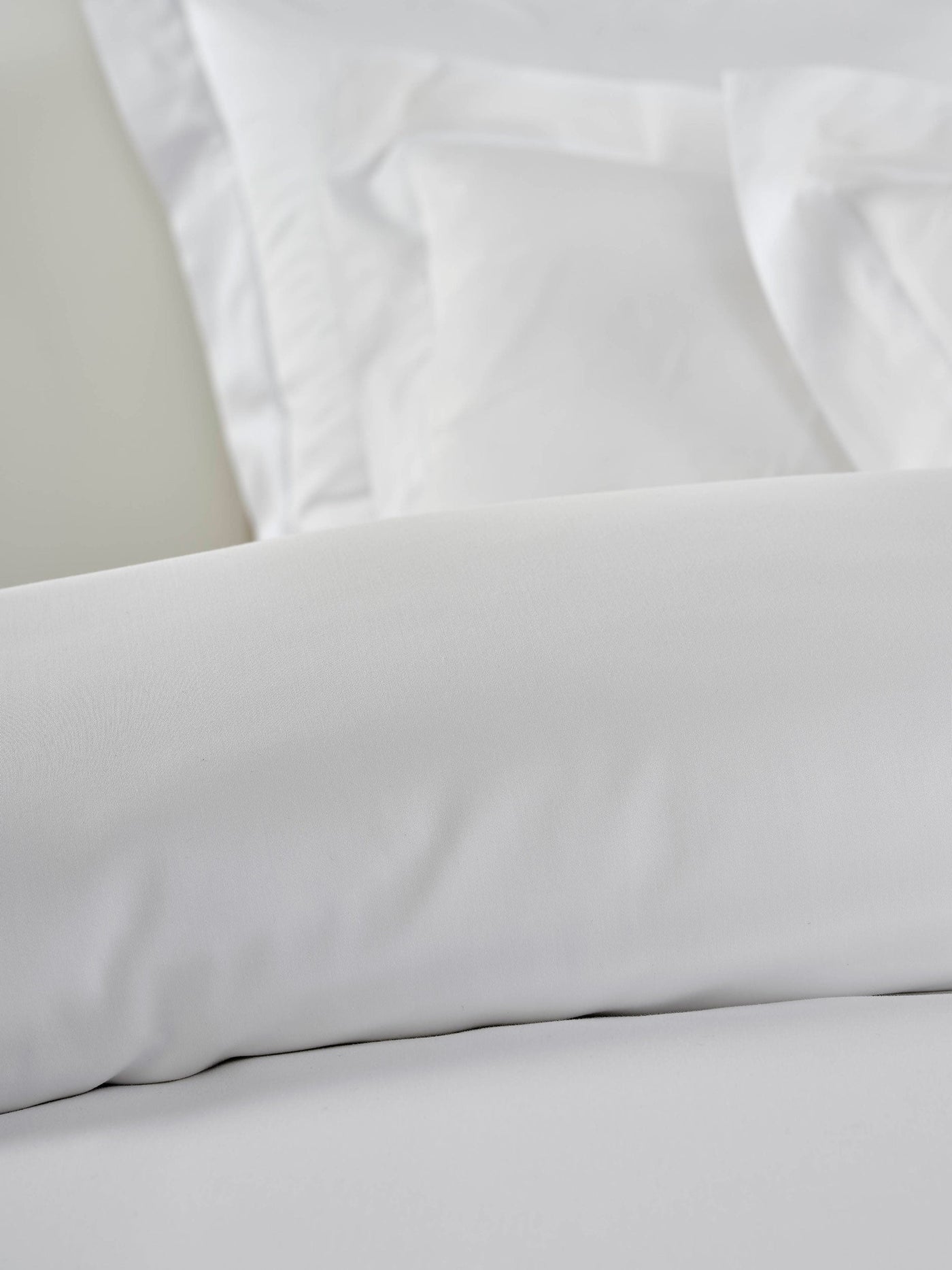 Amanda Pillowcase by Celso de Lemos - Detailed Product Image