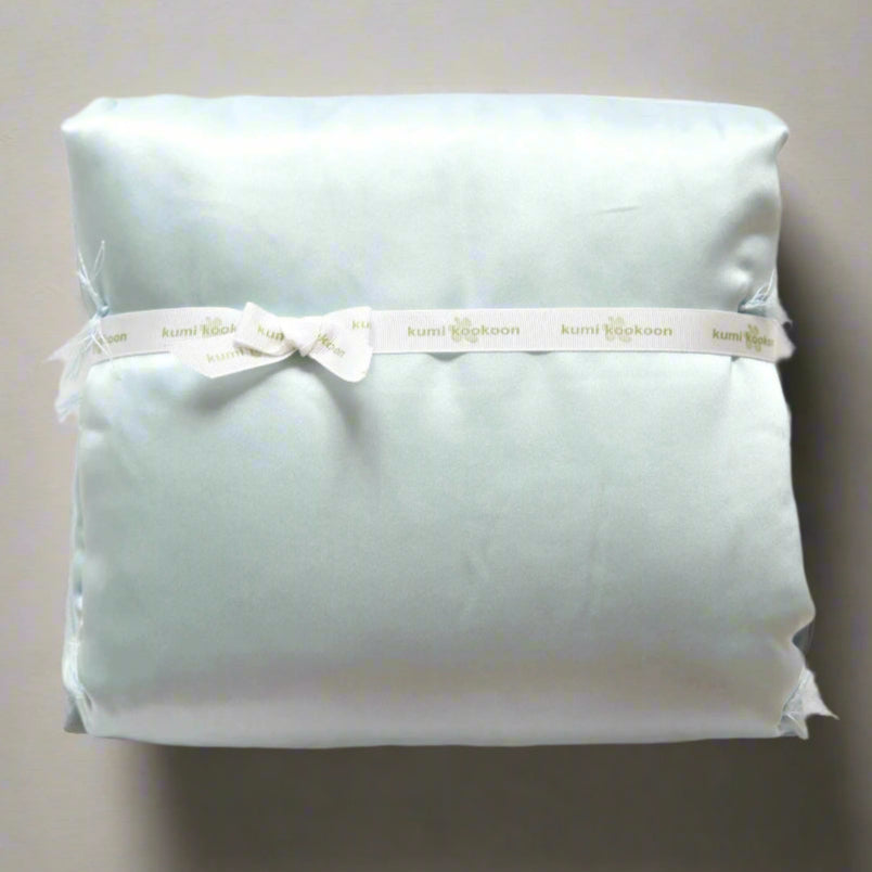 Classic Silk-filled Baby Throw