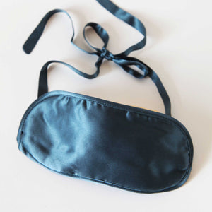 Photo of the Silk-filled Sleep Mask ensemble.