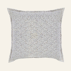 Photo of the June | Pillow Sham ensemble.