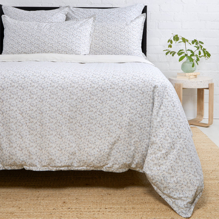 Photo of the June | Duvet Cover ensemble.